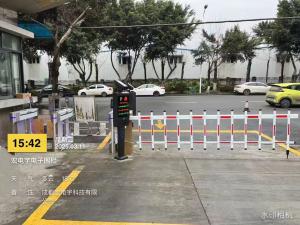 厂区项目：道匝及门禁系统安装中！