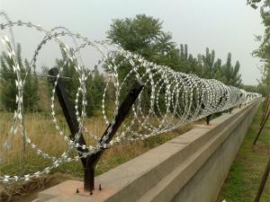 304不锈钢刀刺网