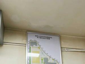 成都七中锦城校区：4线张力电子围栏项目已全部安装完成！